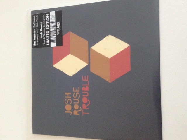 Autumn Defense / Josh Rouse - Sentimental Lady b/w Trouble 7" (ALMOST PERFECT VINYL)